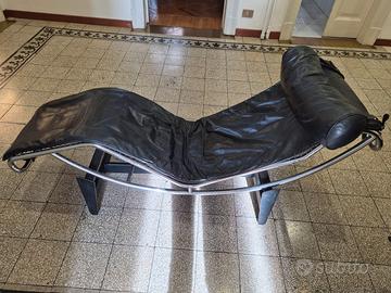 Cassina Chaise Longue LC4