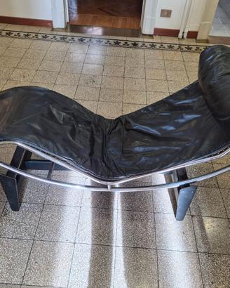Cassina Chaise Longue LC4