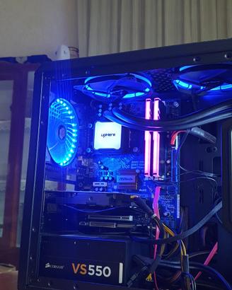 pc desktop  assemblato con monitor  TV  Samsung 