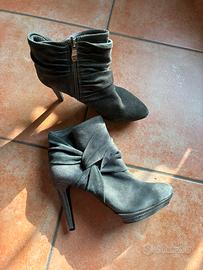 Stivaletto in camoscio grigio/verde n. 37