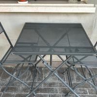 Tavolino e Sedie da Giardino Pieghevole.