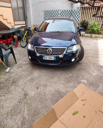 Passat sw mai incidenti compreso di passaggio