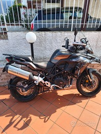 Trk 502x pari al nuovo con solo 8000km