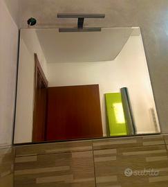 Specchio con luce Led