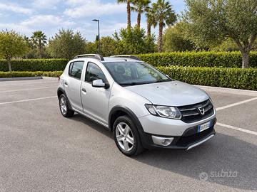 Dacia Sandero Stepway 0.9 - Benzina - GPL