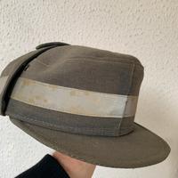 Elmetto berretto militaria forze di polizia?