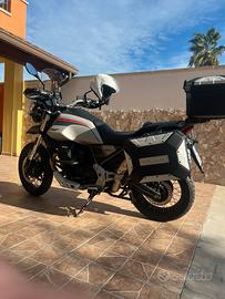 Moto Guzzi V85 Travel