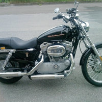 Harley Davidson 883 XL Custom con accessori