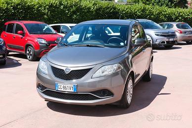 Lancia Ypsilon 1.2 69 CV 5 porte Silver
