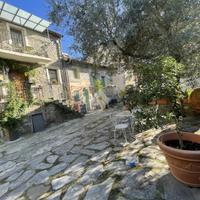 3 LOCALI A IMPERIA