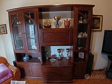 mobile da soggiorno in arte povera colore noce