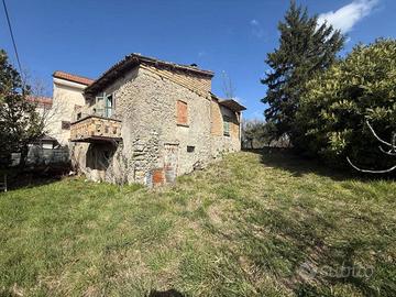 Rustico / Casale di 100 m² a Cantalice