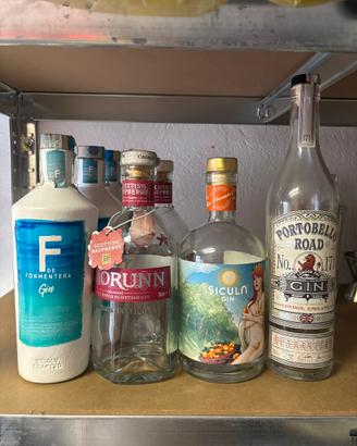 Bottiglie gin vuote ( sicula, formentera, caroon)