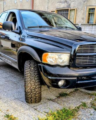 Dodge Ram 1500 5.7 Hemi