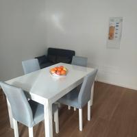 Tavolo allungabile + 4 sedie