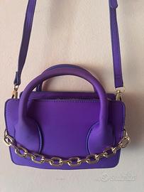 Borsa a Mano Viola Elegante con Catena Dorata