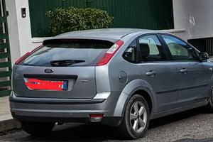 Ford Focus 1.6 tdi 90cv