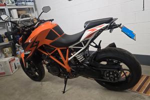 KTM 1290 SUPERDUKE R 2014