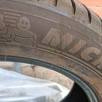 Pneumatici 235/55 R 17