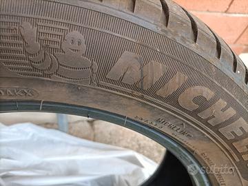 Pneumatici 235/55 R 17