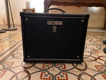 Amplificatore Boss Mkii 50