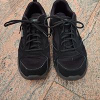 Scarpe skechers nere n. 43