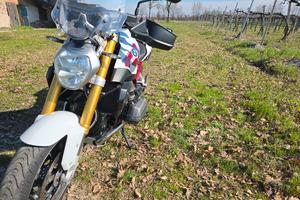 BMW R1200R 2015 Solo 22.000 km 2 proprietari
