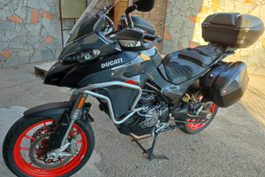 Ducati multistrada v2s