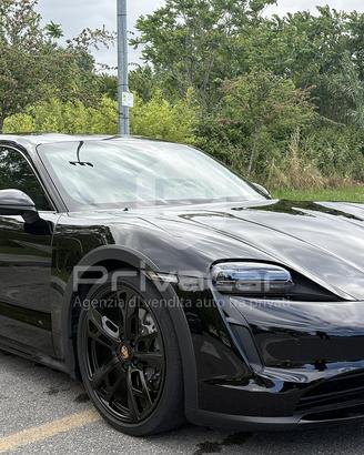 PORSCHE Taycan 4 Cross Turismo