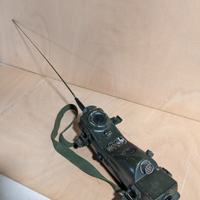 Radio militare a banana RT-196/PRC-6