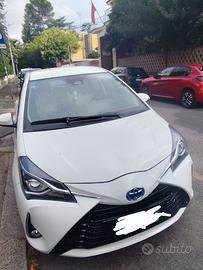 Toyota Yaris Hybrid 1500