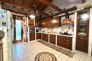 PORZIONE DI BIFAMILIARE A PONTE DI PIAVE