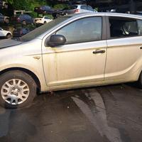 HYUNDAI I20 2009 SOLO PER RICAMBI
