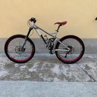 Bici Giant da enduro
