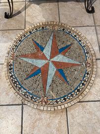 Mosaico / rosone rosa dei venti