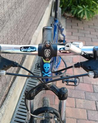 BICICLETTA MTB