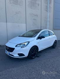 Opel Corsa 1.2 Coupé Black Edition