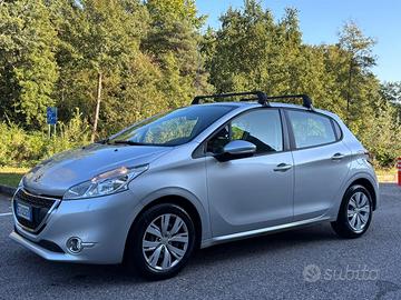 Peugeot 208 1.4 HDi 68 CV 5 porte Allure