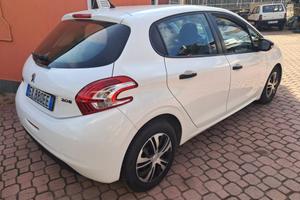 PEUGEOT 208 1.2 5 porte