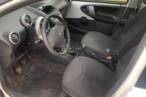 PEUGEUT 107 BENZ IN PERFETTE CONDIZIONI