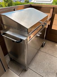 Barbecue a gas in acciaio inox