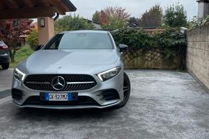 Mercedes A250e Premium Amg Night edition