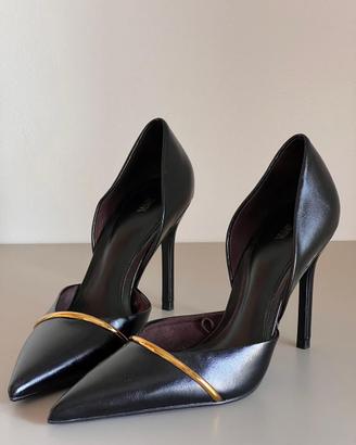 Décolleté Zara nere con dettaglio dorato – tg. 38