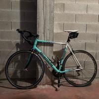 Bici da corsa Bianchi Via Nirone 7