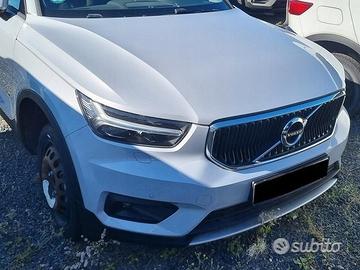 VOLVO XC40 Muso musata frontale completo 729