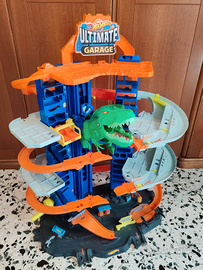 pista hotwheels garage T-Rex