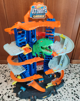 pista hotwheels garage T-Rex