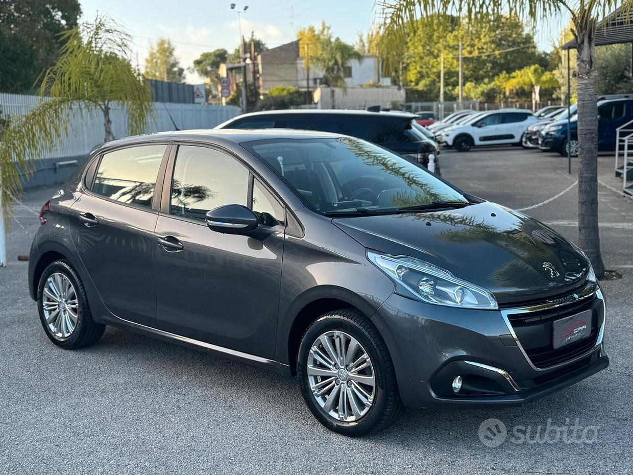 Peugeot 208 1° serie