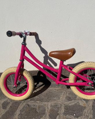 Bicicletta senza pedali