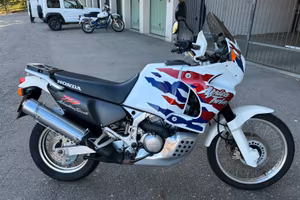 Honda Africa Twin RD07a